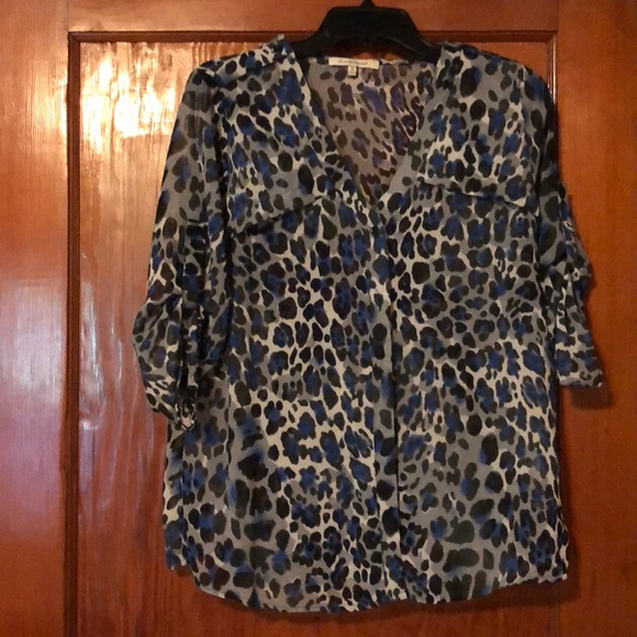 Leopard print button up shirt - Picture 2 of 4